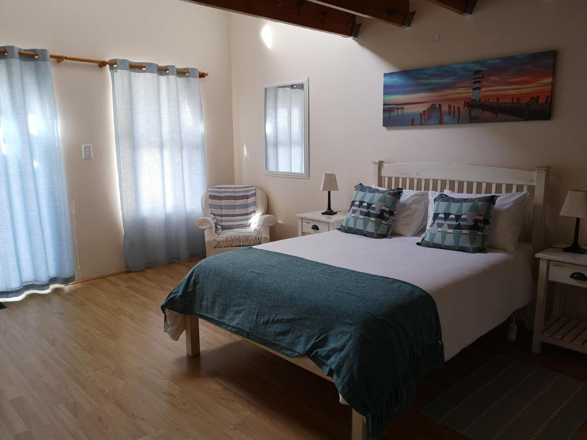 Tortoise Trail Lodge Langebaan Bagian luar foto