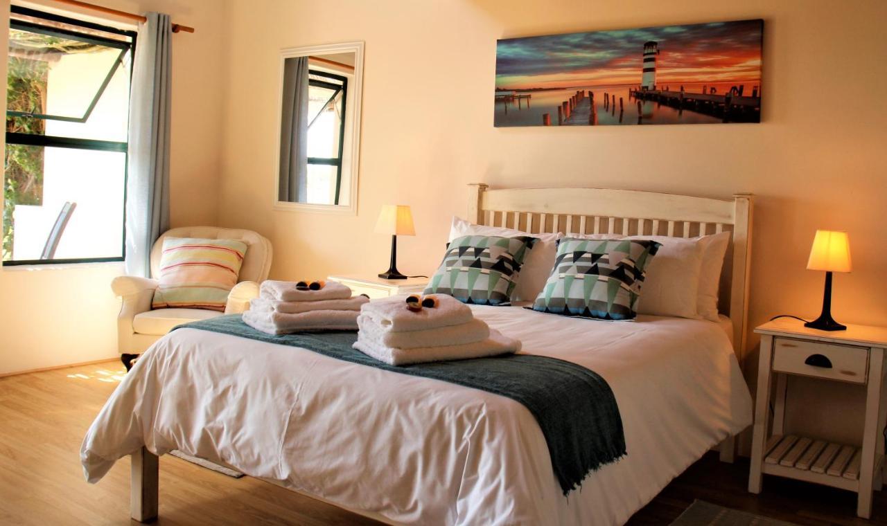 Tortoise Trail Lodge Langebaan Bagian luar foto